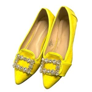 Chase+Chloe Vanderpump Faux Suede Flat